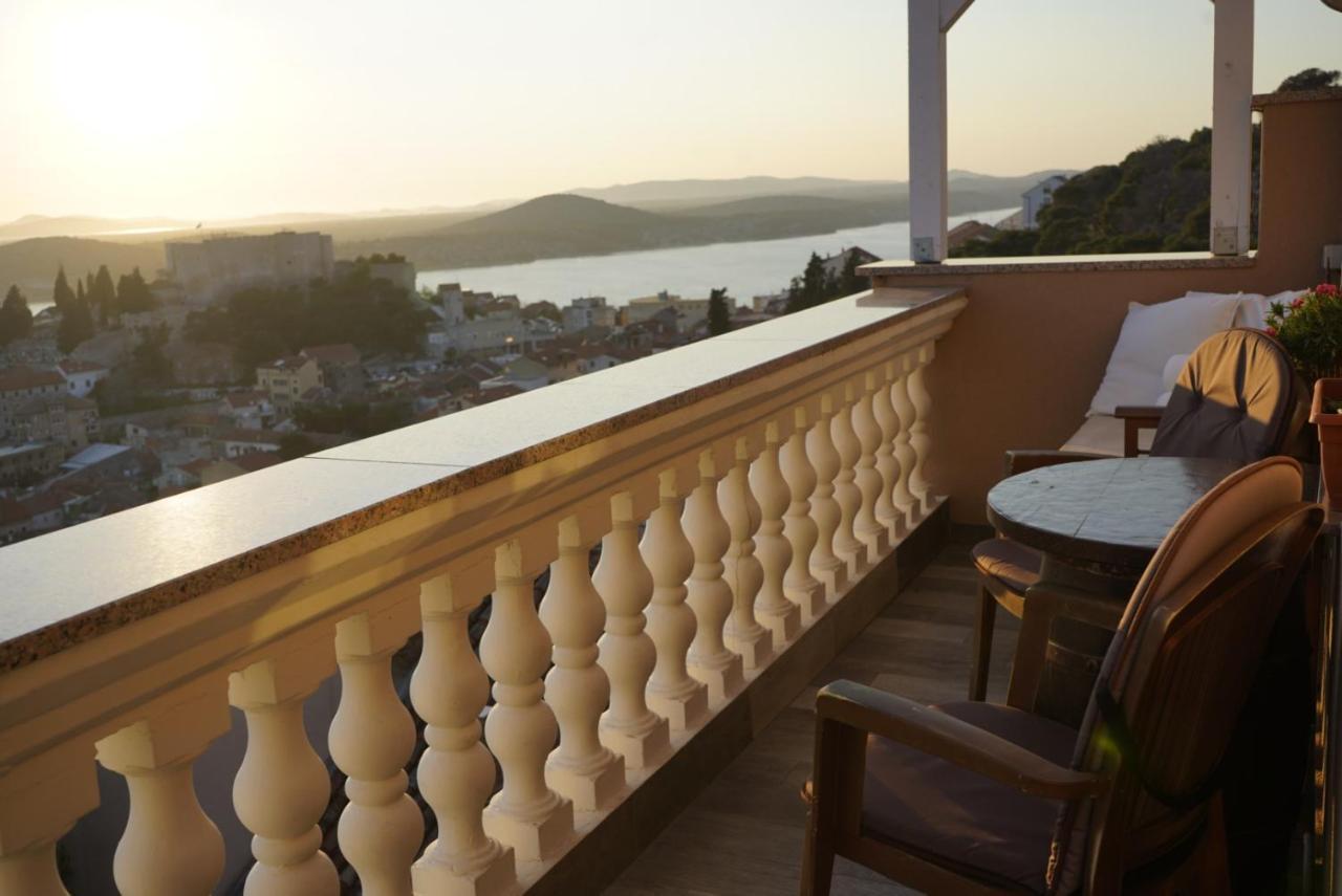 Apartment Barone Sibenik - City View & Free Parking Exterior photo